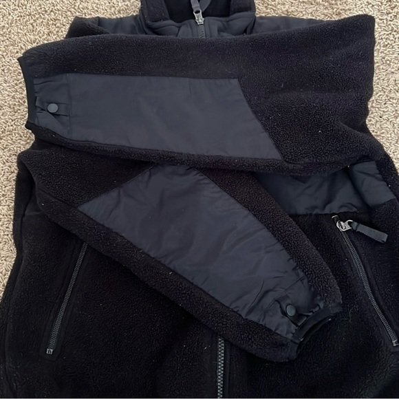 North face Denali jacket - Picture 3 of 3